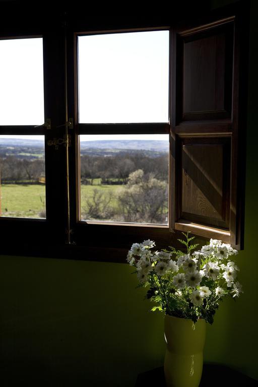 Hotel Rural La Data Gallegos ภายนอก รูปภาพ