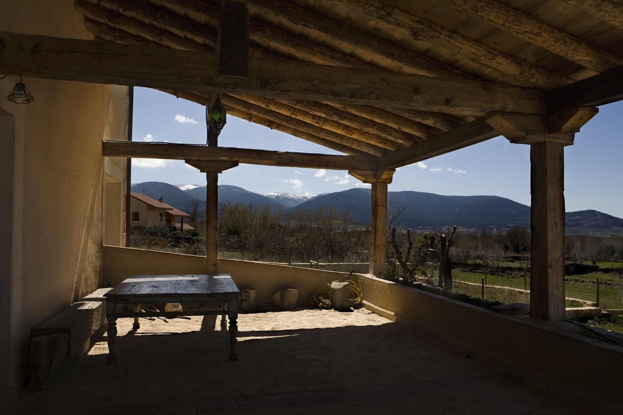 Hotel Rural La Data Gallegos ภายนอก รูปภาพ