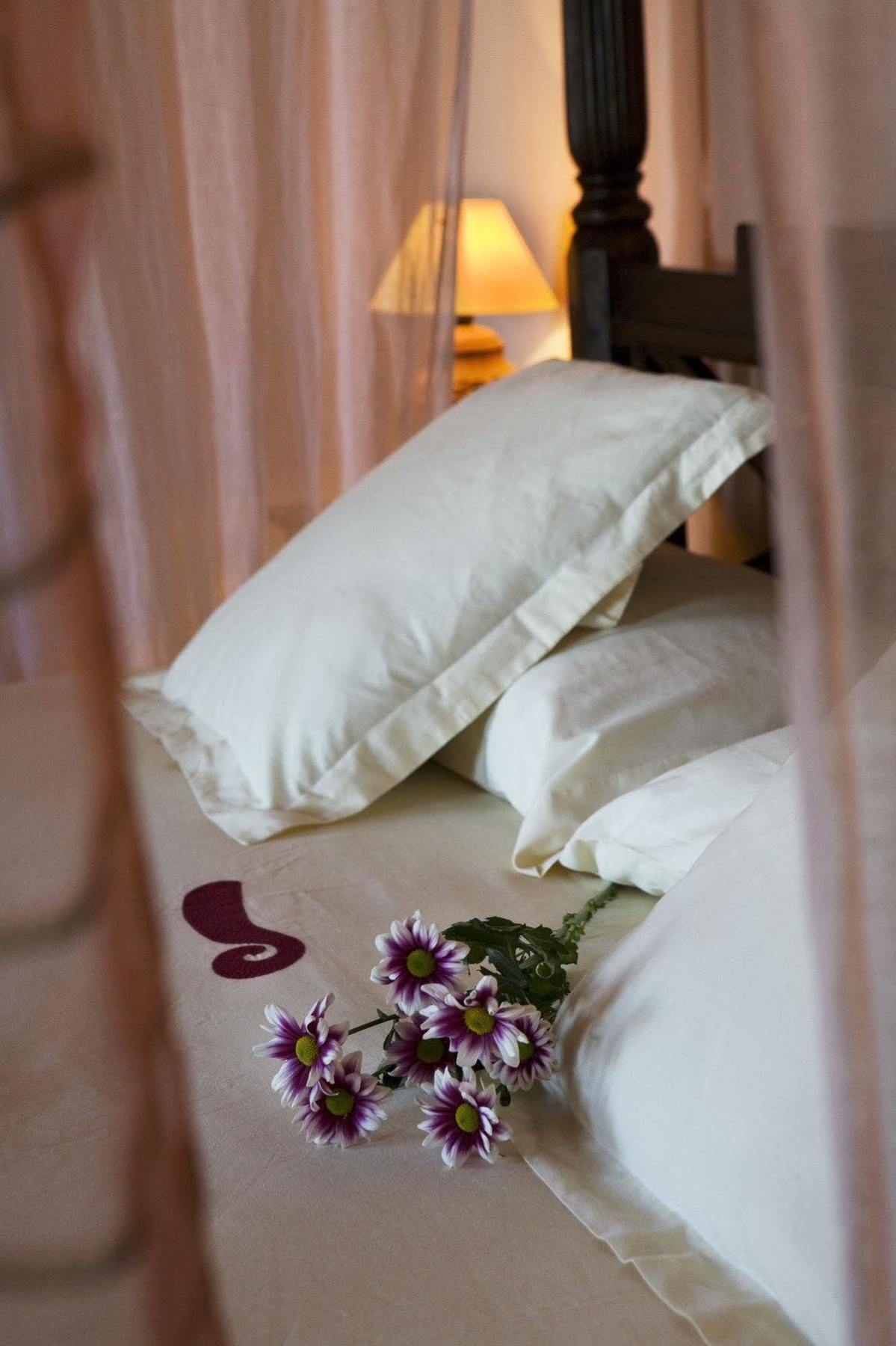 Hotel Rural La Data Gallegos ภายนอก รูปภาพ