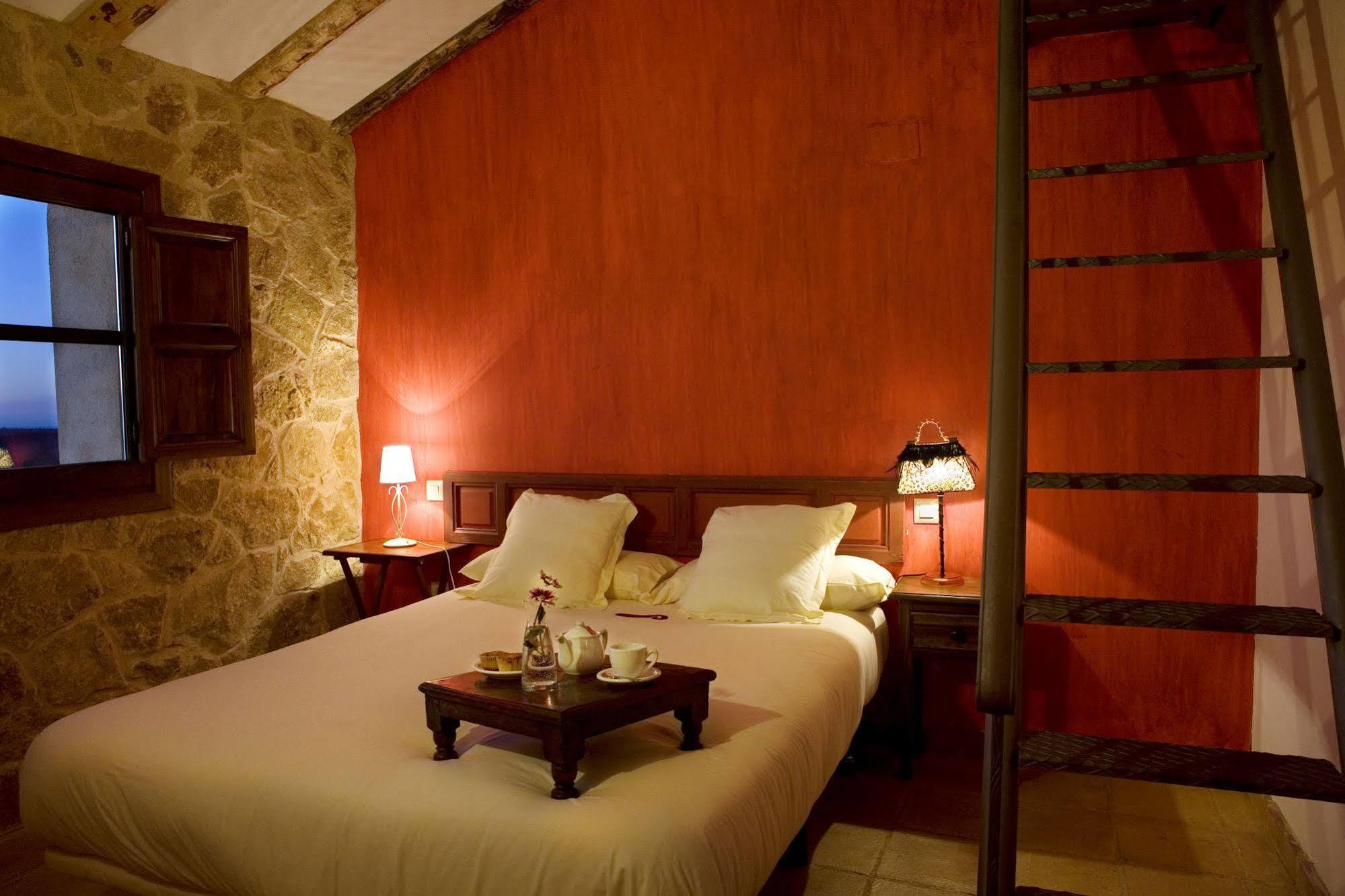 Hotel Rural La Data Gallegos ภายนอก รูปภาพ