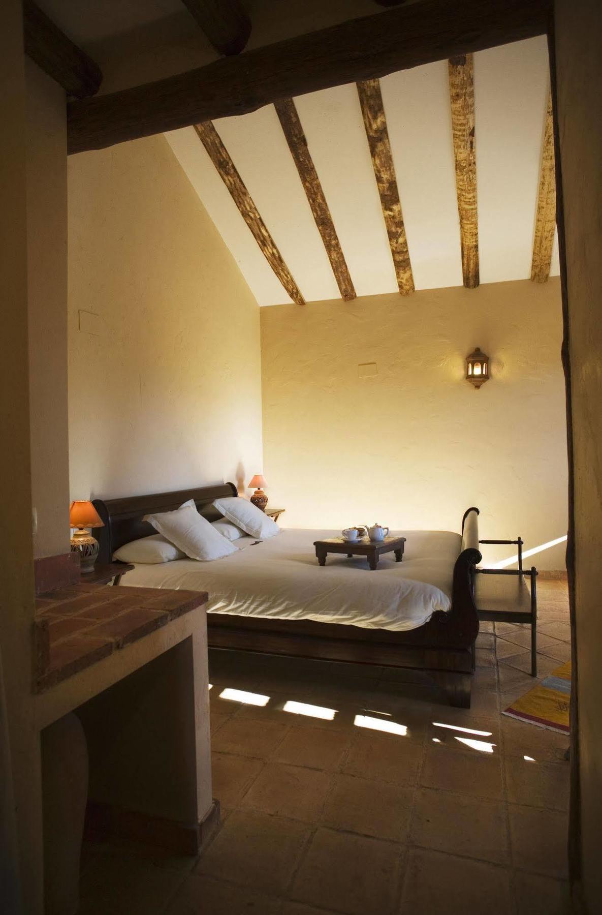 Hotel Rural La Data Gallegos ภายนอก รูปภาพ